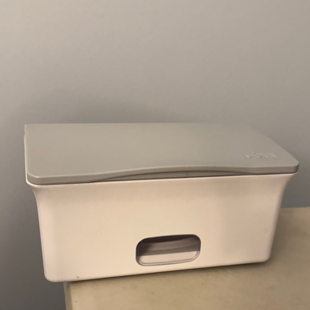 Ubbi Wipe Dispenser